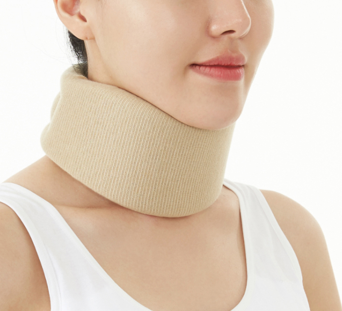 collier-cervical-mousse-renforce-small-image